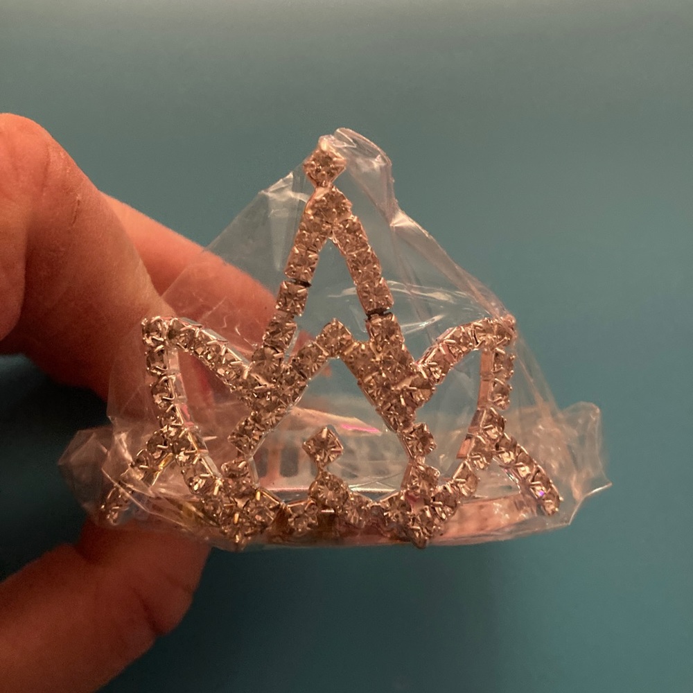 2 David’s bridal flower girl mini tiaras